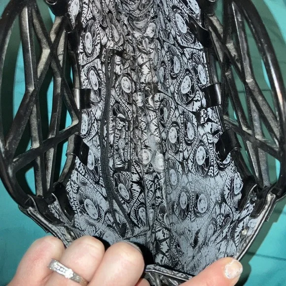 Edgy Black Skull Embossed Tote Bag - Picture 4 of 4